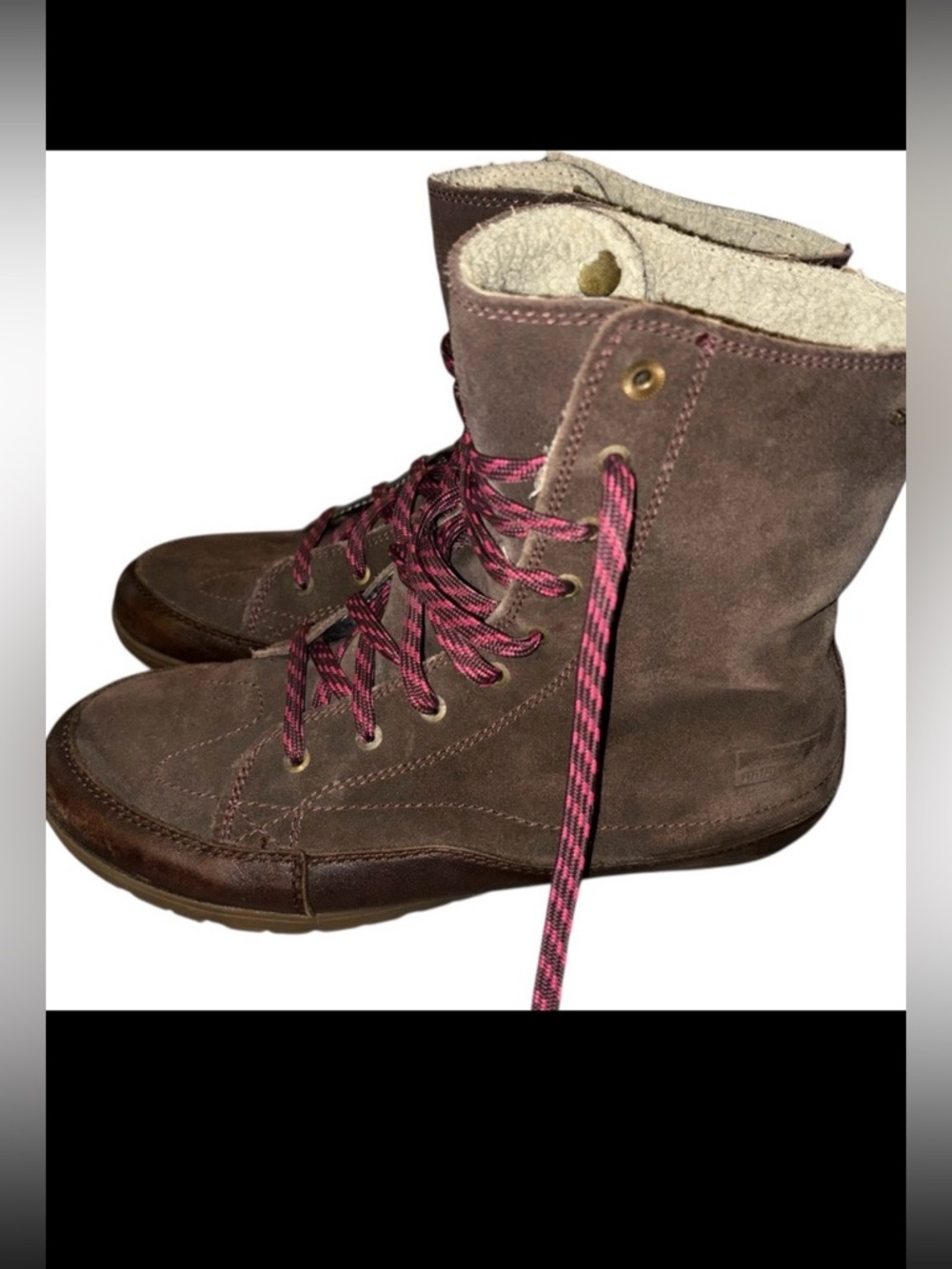 Patagonia Brown Suede Winter Boots with Pink-Black Laces